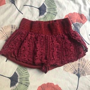 🎐BOGO🎐 Maroon Crochet Fabric Lined Short Shorts